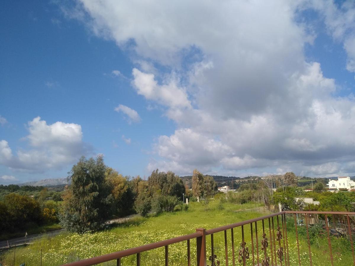 Maia Luxury Pool Villa Afantou Bagian luar foto