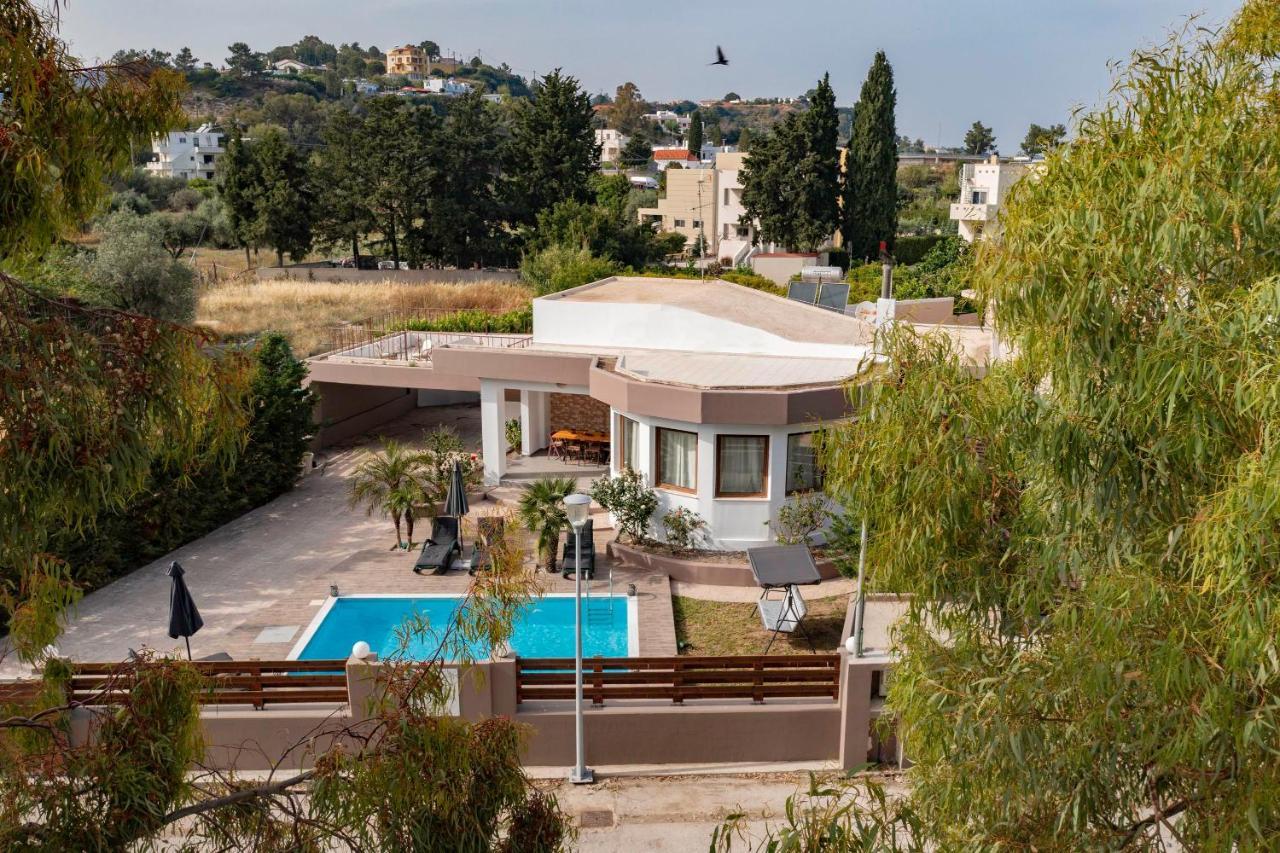 Maia Luxury Pool Villa Afantou Bagian luar foto